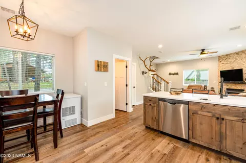 879 Onieda, Flagstaff, AZ 86005 photo 11