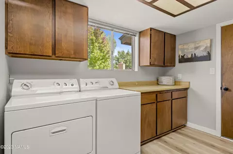 4820 E Warrior Dr, Flagstaff, AZ 86004 photo 9