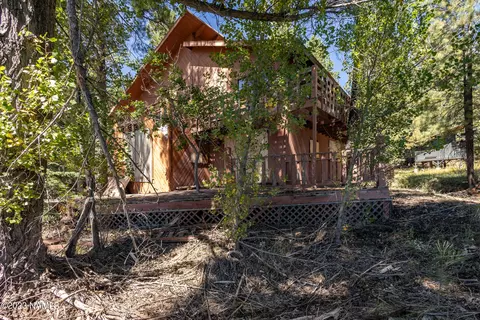 280 E Pinewood Blvd, Munds Park, AZ 86017