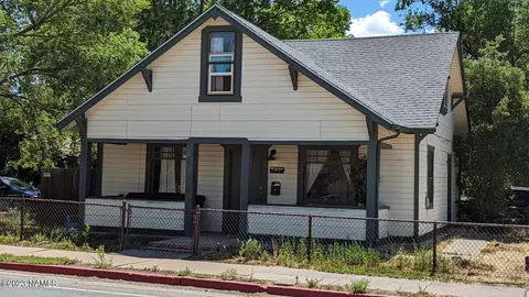 324 S San Francisco St, Flagstaff, AZ 86001