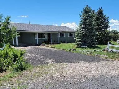 7816 Moonbeam Dr, Flagstaff, AZ 86004