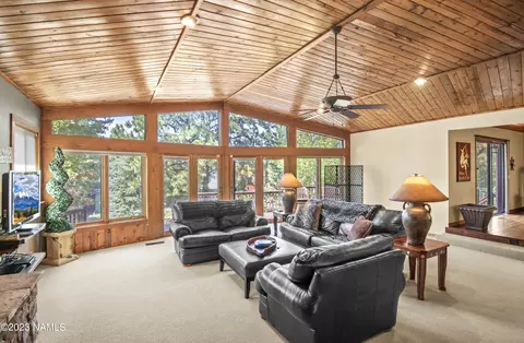 1641 N Wakonda St, Flagstaff, AZ 86004