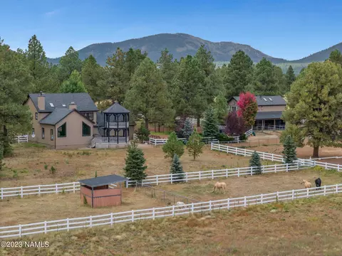 2587 Forrest Ranches Loop, Parks, AZ 86018