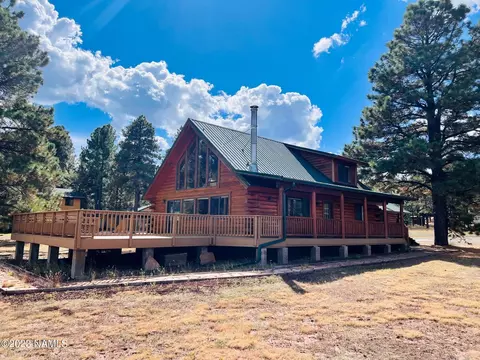 348 S Golden Meadows Trl, Williams, AZ 86046