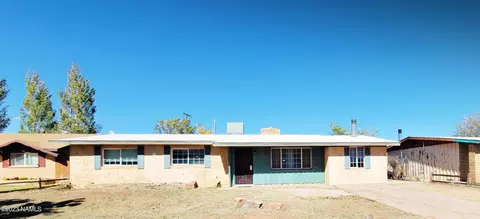 10 Papago Blvd, Winslow, AZ 86047