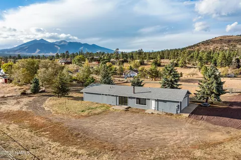 6900 Jay Ln, Flagstaff, AZ 86004