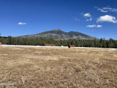 6280 Nags Head Farm Ln, Flagstaff, AZ 86001