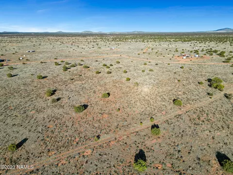 2489 E Mesa Rd, Williams, AZ 86046 photo 3