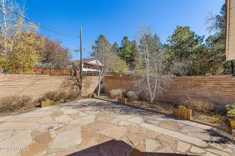 402 E Mohawk Dr, Flagstaff, AZ 86005 photo 26