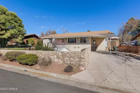 402 E Mohawk Dr, Flagstaff, AZ 86005 photo 2