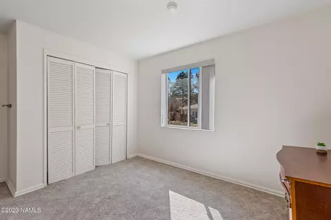 402 E Mohawk Dr, Flagstaff, AZ 86005 photo 16