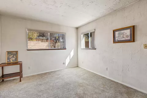 402 E Mohawk Dr, Flagstaff, AZ 86005 photo 20