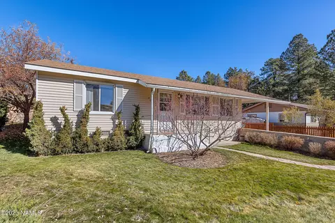 402 E Mohawk Dr, Flagstaff, AZ 86005