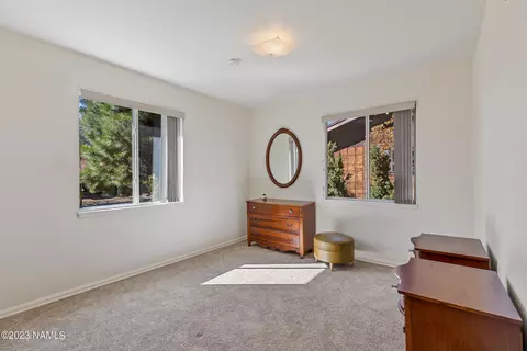 402 E Mohawk Dr, Flagstaff, AZ 86005 photo 15