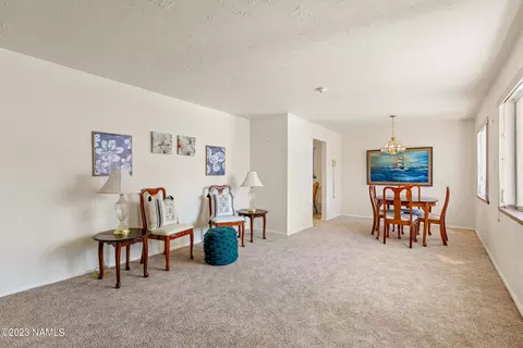 402 E Mohawk Dr, Flagstaff, AZ 86005 photo 7