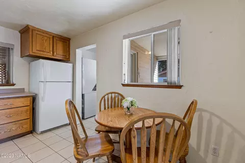 402 E Mohawk Dr, Flagstaff, AZ 86005 photo 10