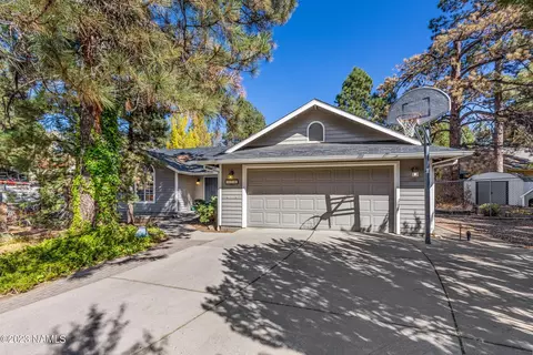 3669 E Silver Fox Cir, Flagstaff, AZ 86004 photo 2
