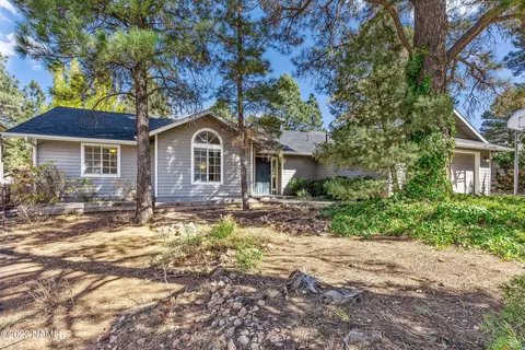 3669 E Silver Fox Cir, Flagstaff, AZ 86004