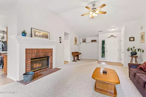 3669 E Silver Fox Cir, Flagstaff, AZ 86004 photo 6