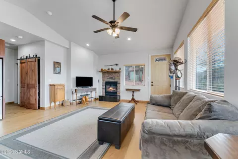 625 S 3rd St, Williams, AZ 86046 photo 8