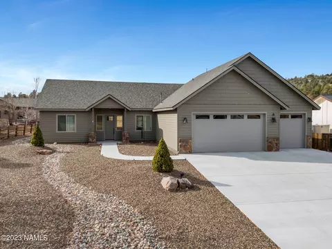 854 Torrey Pines Dr, Williams, AZ 86046
