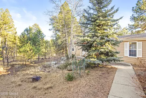 2002 S Southern Pacific St, Flagstaff, AZ 86001