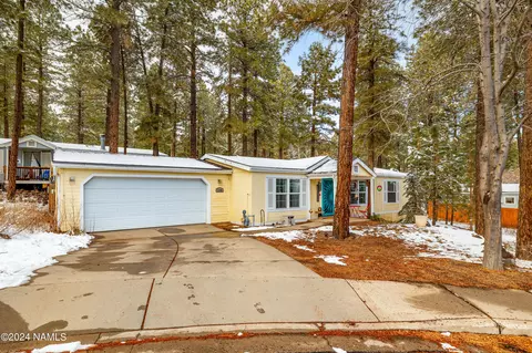 2196 W Pennsylvania Ct, Flagstaff, AZ 86001