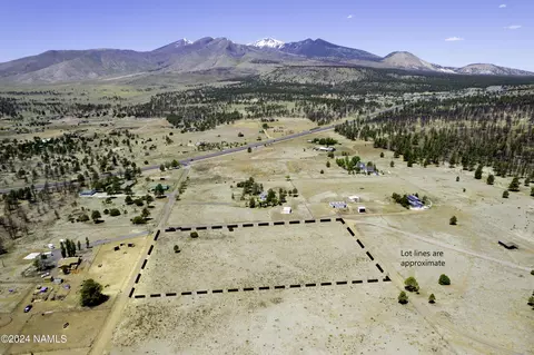 5833 E Girls Ranch Rd, Flagstaff, AZ 86004