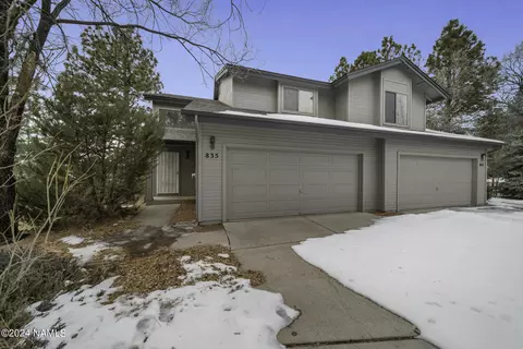 835 N Pine Cliff Dr, Flagstaff, AZ 86001
