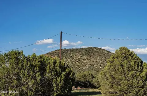 216 E Orchid Dr, Williams, AZ 86046 photo 7