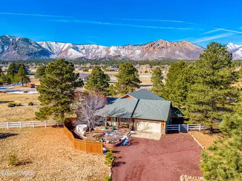 8220 N Colt Dr, Flagstaff, AZ 86004