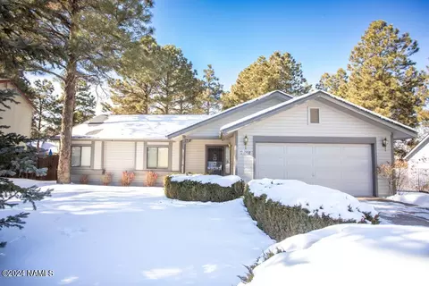 2748 N Fox Run Dr, Flagstaff, AZ 86004