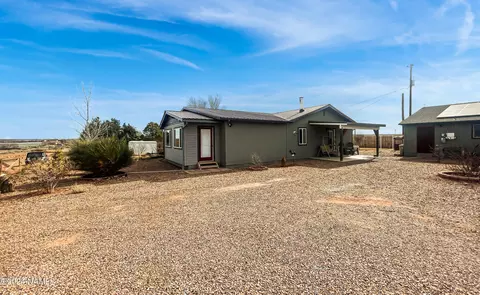 1561 Hunsaker Rd, Holbrook, AZ 86025