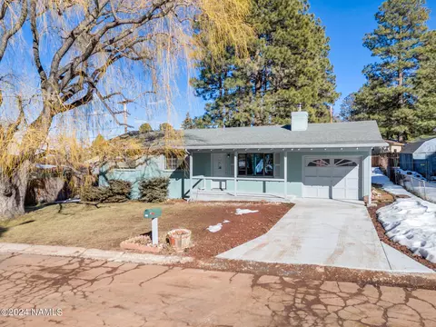 611 S 10th St, Williams, AZ 86046