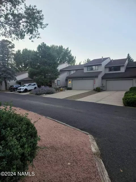 2900 N Saddleback Way #34, Flagstaff, AZ 86004