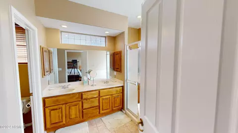 Bath - 618 Brookline Loop, Williams, AZ 86046 photo 6 of 6