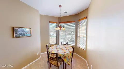 Dining - 618 Brookline Loop, Williams, AZ 86046 photo 3 of 4