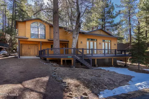 17955 Golden Lake Trl, Munds Park, AZ 86017
