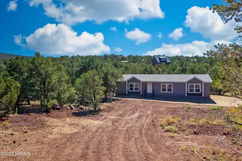 1606 W Maverick Ln, Williams, AZ 86046