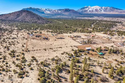 7105 Bullion Hill Rd, Flagstaff, AZ 86004