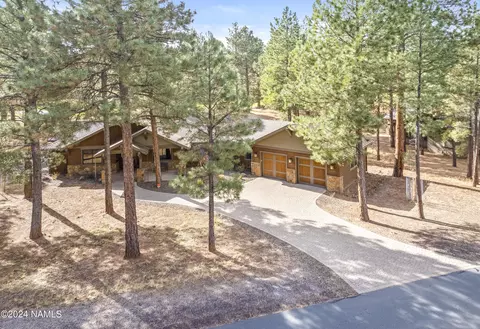3575 S Lariat Loop, Flagstaff, AZ 86005 photo 2