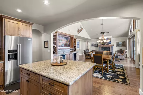 3575 S Lariat Loop, Flagstaff, AZ 86005 photo 11
