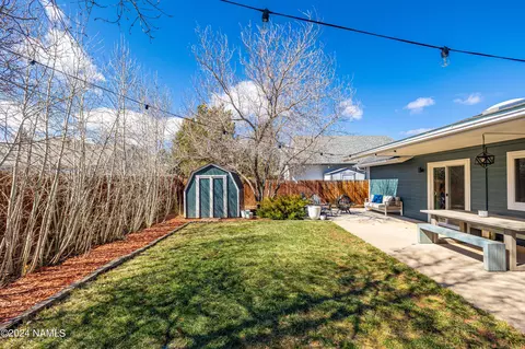 Exterior - 6725 E Vail Dr, Flagstaff, AZ 86004 photo 4 of 6