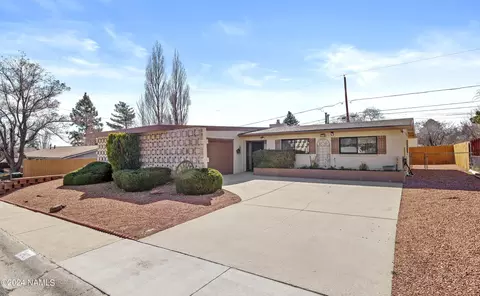 3427 N Walker St, Flagstaff, AZ 86004