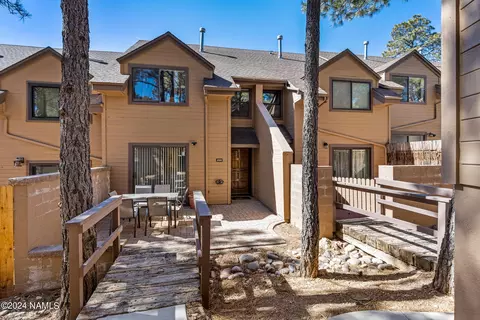2330 N Whispering Pines Way, Flagstaff, AZ 86004
