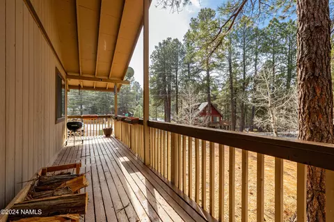 Exterior - 3980 Canyon Loop, Flagstaff, AZ 86005 photo 7 of 10