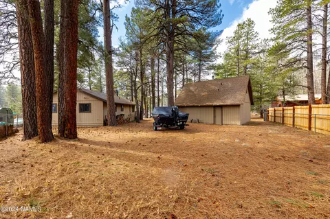 Exterior - 3980 Canyon Loop, Flagstaff, AZ 86005 photo 6 of 10