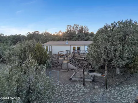3070 N Joyce Dr, Ash Fork, AZ 86320 photo 4