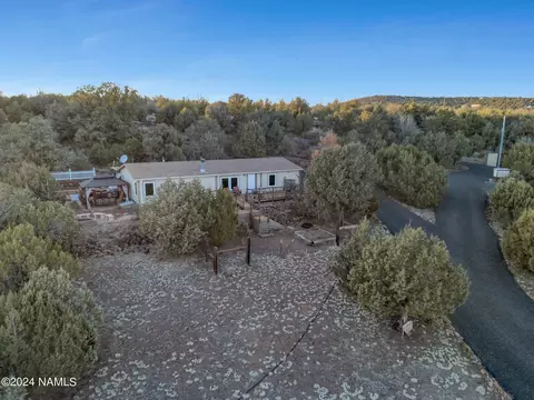 3070 N Joyce Dr, Ash Fork, AZ 86320