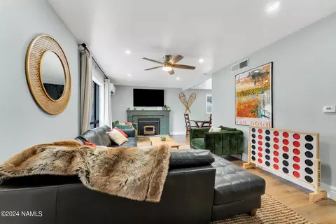 Living - 3120 E Mount Elden Dr, Flagstaff, AZ 86004 photo 4 of 6